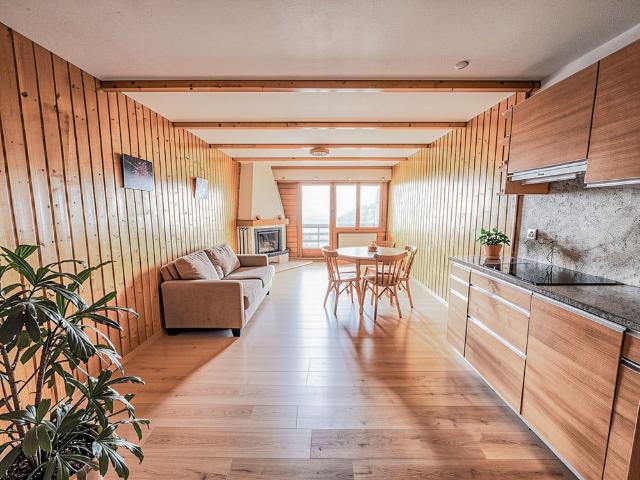 2.5 room apartment with balcony on the 1st floor Beautiful view