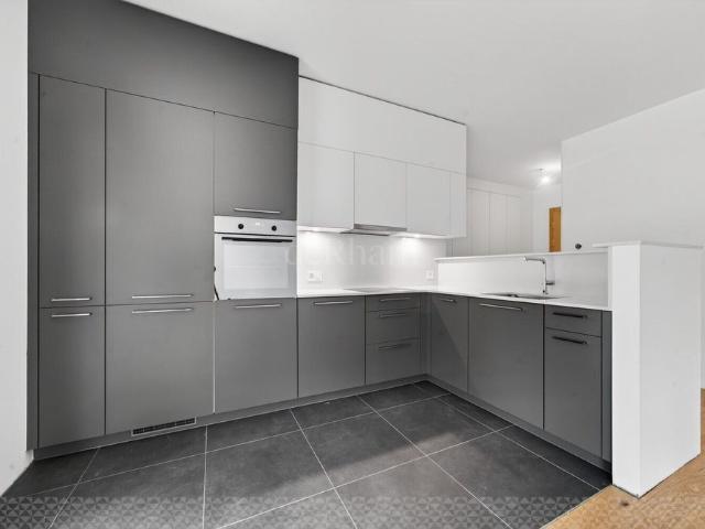 2.5 rooms new with terrace and garden