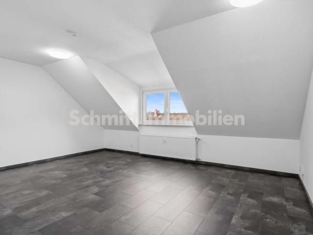 2,5 Zimmer ETW. EBK & Stellplatz. Im Ortskern von Frankfurt Schwanheim
