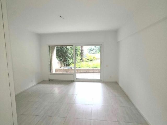 2.5 Zimmer, EG