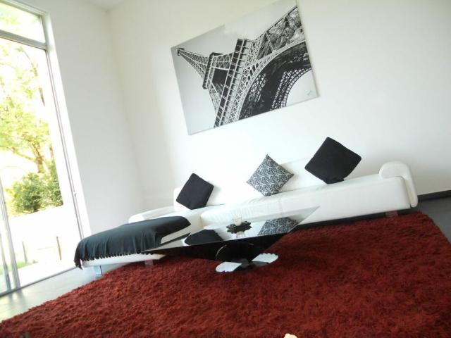 2.5 Zimmer, EG