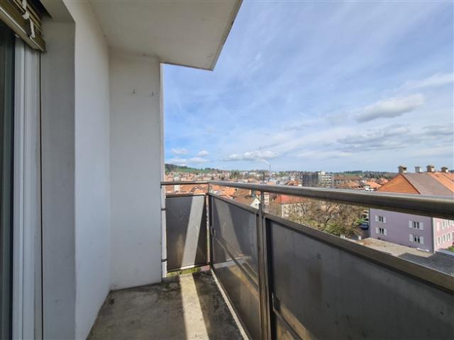 2,5 Zimmer Wohnung im 10. Stock