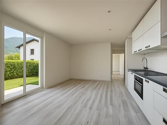 2.5 Zimmer Wohnung mit Garten in Stabio in einer Neubauanlage