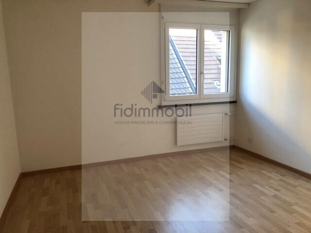 2.5 Zimmer Wohnung renoviert, Jaquet Droz 26, La Chaux de Fonds