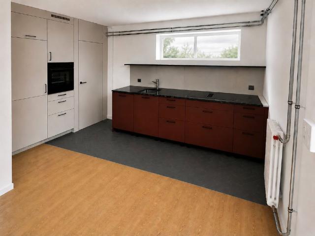 2.5 Zimmer, 172 m², 1. Stock