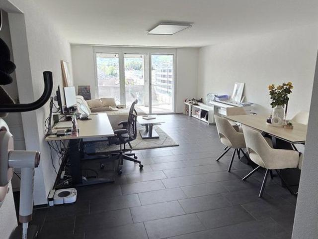 2.5 Zimmer, 100 m², 5. Stock