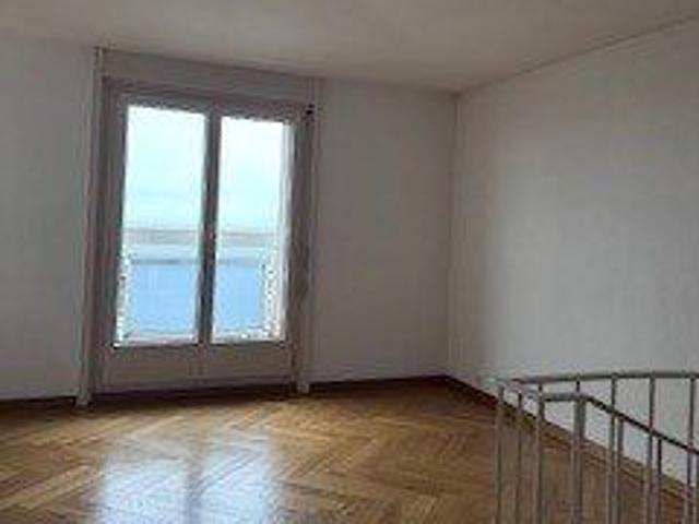 2.5 Zimmer, 100 m², 7. Stock