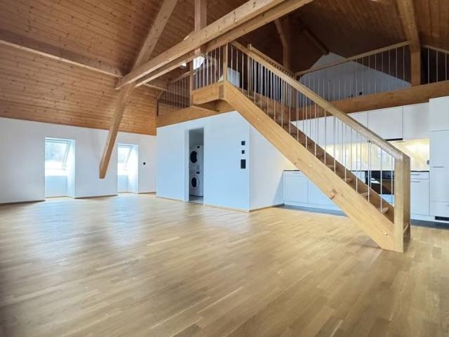 2.5 Zimmer, 102 m², 2. Stock