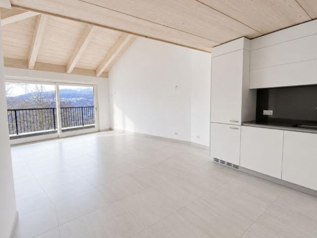 2.5 Zimmer, 108 m², 3. Stock