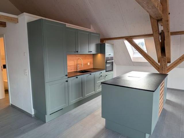 2.5 Zimmer, 138 m², 1. Stock