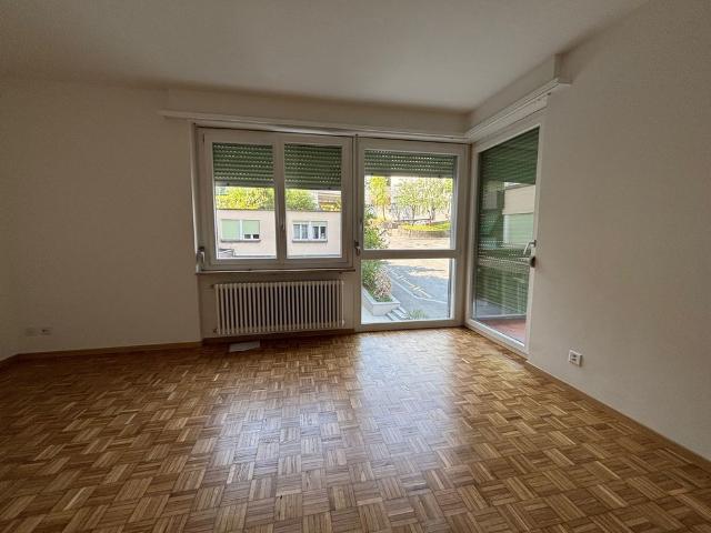 2.5 Zimmer, 48 m², 1. Stock