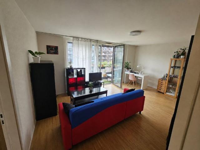 2.5 Zimmer, 48 m², 2. Stock