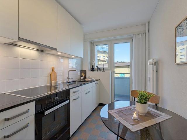 2.5 Zimmer, 49 m², 6. Stock