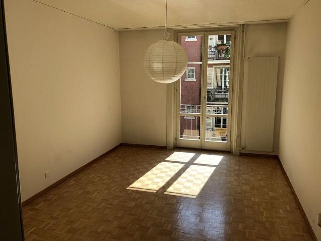 2.5 Zimmer, 54 m², 2. Stock
