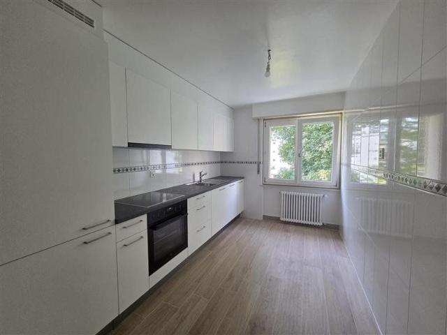 2.5 Zimmer, 55 m², 3. Stock