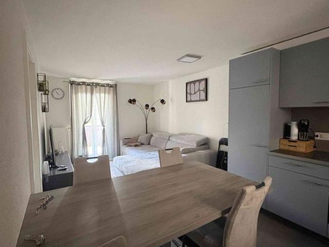 2.5 Zimmer, 55 m², 1. Stock