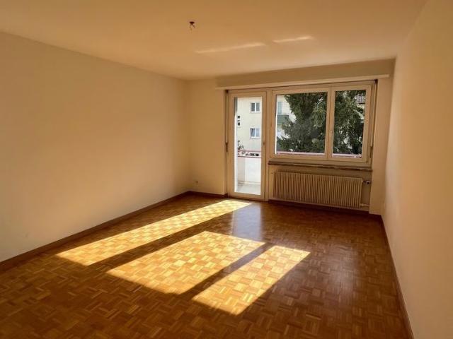 2.5 Zimmer, 55 m², 2. Stock