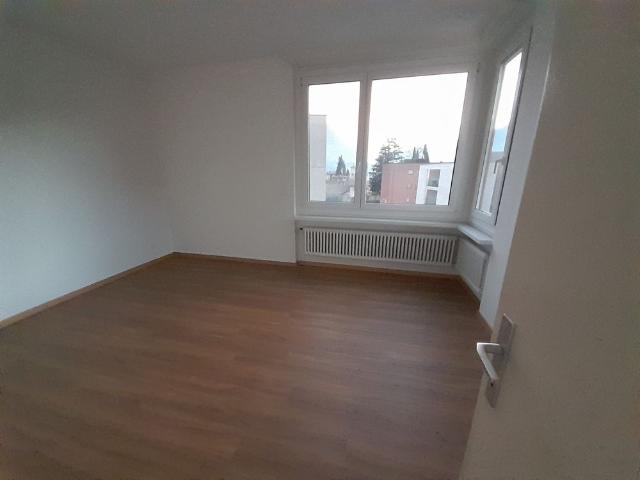 2.5 Zimmer, 55 m², 2. Stock