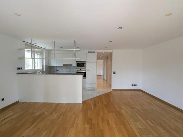 2.5 Zimmer, 56 m², 1. Stock