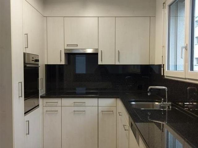 2.5 Zimmer, 56 m², 1. Stock