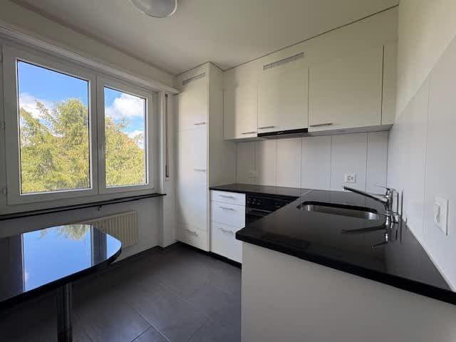 2.5 Zimmer, 56 m², 1. Stock