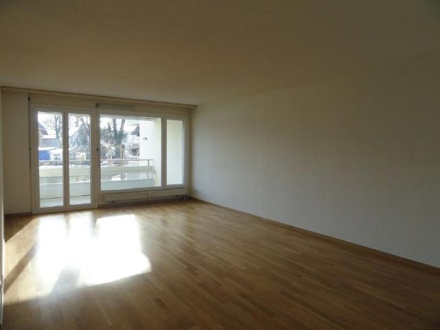 2.5 Zimmer, 56 m², 2. Stock