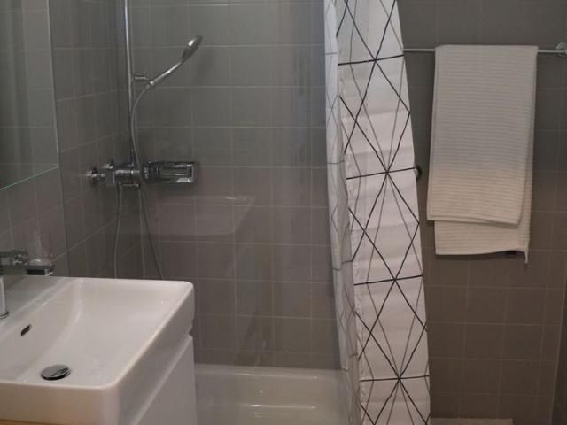 2.5 Zimmer, 56 m², 4. Stock