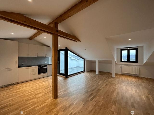2.5 Zimmer, 57 m², 3. Stock