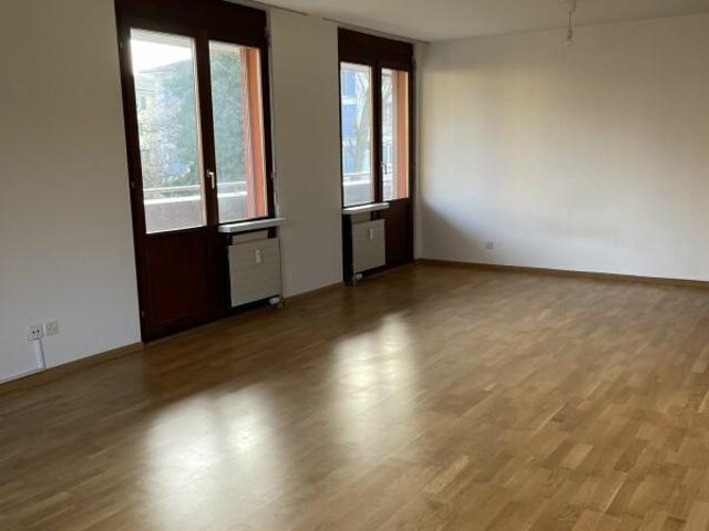 2.5 Zimmer, 57 m², 3. Stock