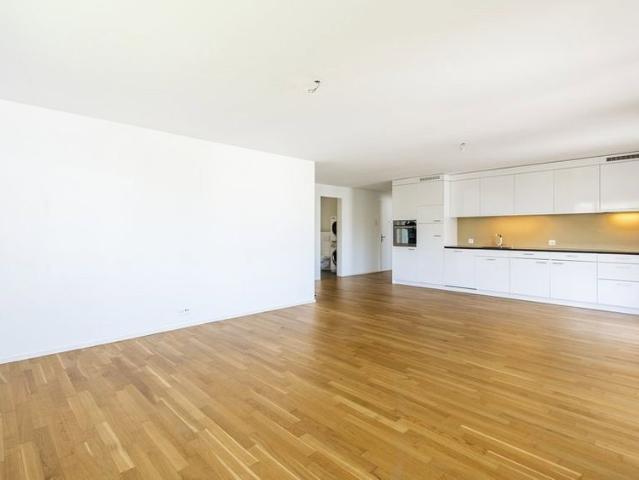 2.5 Zimmer, 57 m², 1. Stock