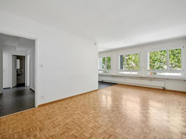 2.5 Zimmer, 57 m², 2. Stock