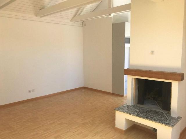 2.5 Zimmer, 57 m², 4. Stock