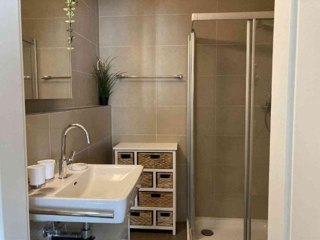2.5 Zimmer, 58 m², 1. Stock