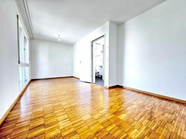2.5 Zimmer, 58 m², 2. Stock