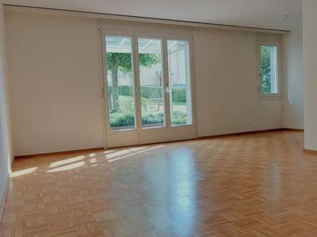 2.5 Zimmer, 58 m², EG