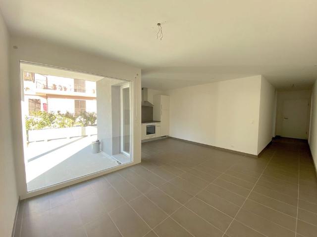 2.5 Zimmer, 58 m², EG