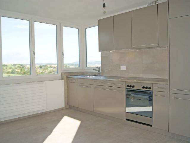 2.5 Zimmer, 59 m², 1. Stock