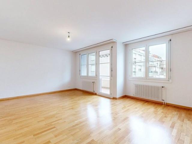 2.5 Zimmer, 59 m², 4. Stock