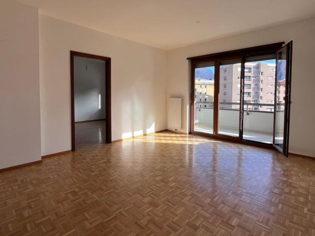 2.5 Zimmer, 50 m², 2. Stock