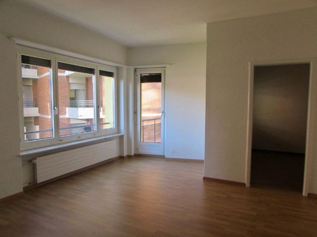 2.5 Zimmer, 50 m², 2. Stock