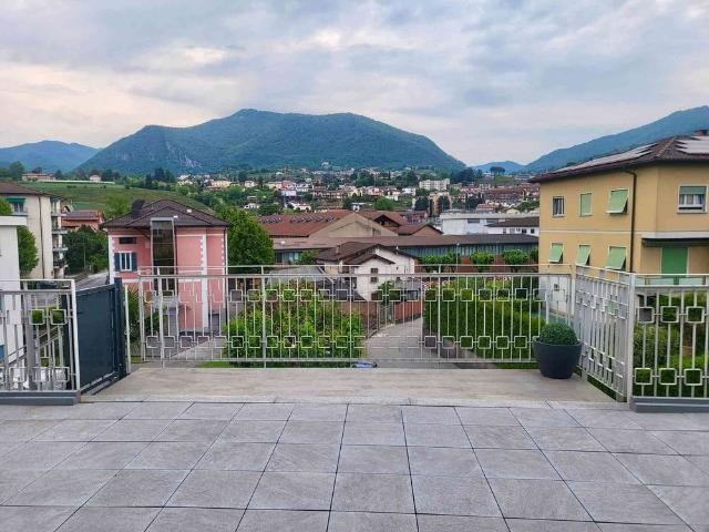 2.5 Zimmer, 50 m², 2. Stock