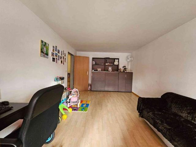 2.5 Zimmer, 52 m², 2. Stock