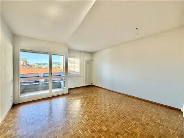2.5 Zimmer, 52 m², 5. Stock