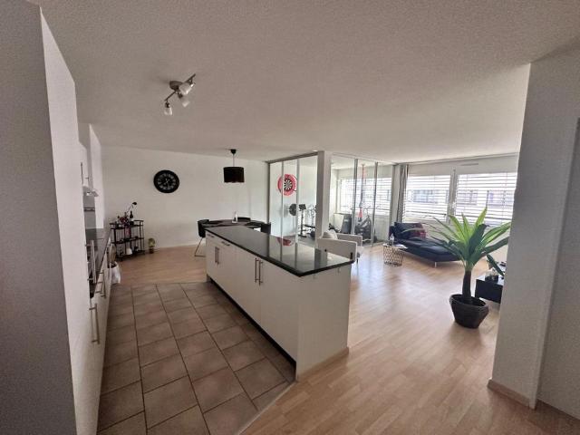 2.5 Zimmer, 64 m², 3. Stock