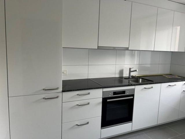 2.5 Zimmer, 64 m², 3. Stock