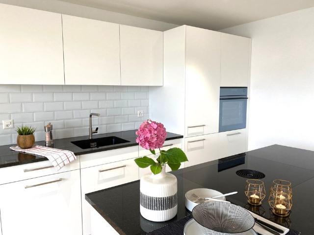 2.5 Zimmer, 64 m², 1. Stock