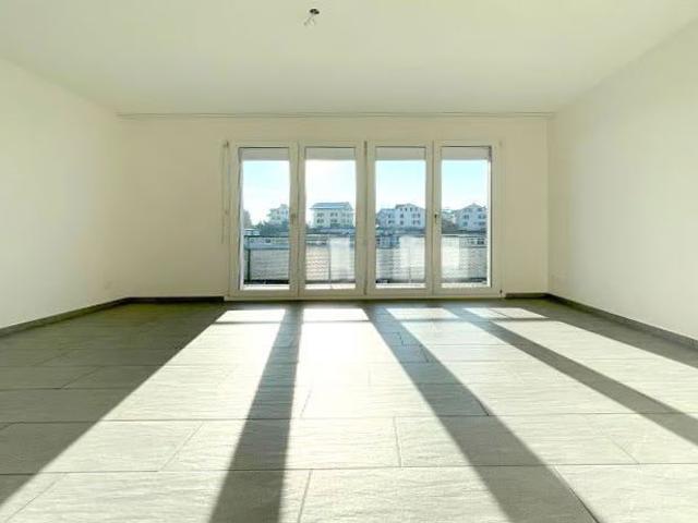 2.5 Zimmer, 64 m², 1. Stock