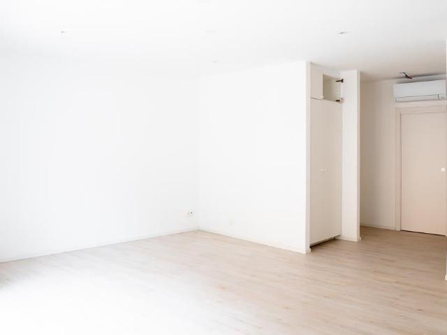 2.5 Zimmer, 64 m², 1. Stock