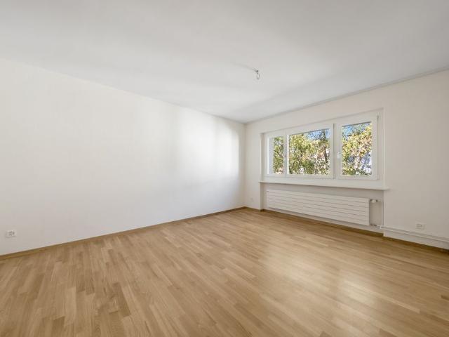 2.5 Zimmer, 64 m², 1. Stock