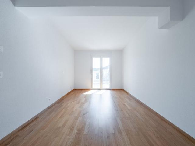 2.5 Zimmer, 64 m², 2. Stock